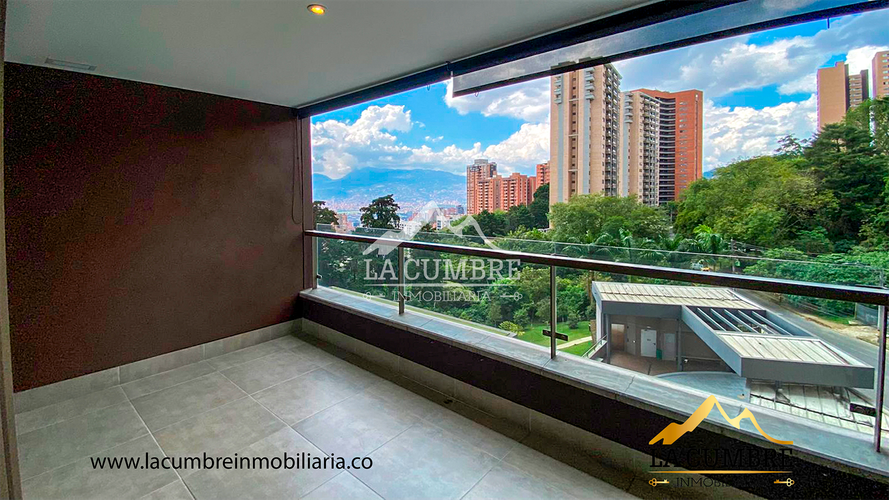 Apartamento de 2 alcobas en arriendo en Los Balsos, Medellín, 90 m² · foto 7 de 13