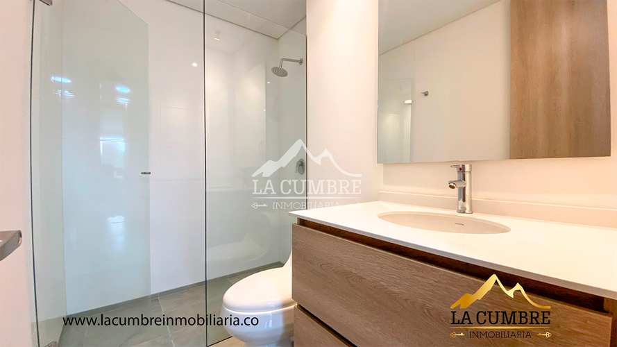 Apartamento de 2 alcobas en arriendo en Los Balsos, Medellín, 90 m² · foto 10 de 13