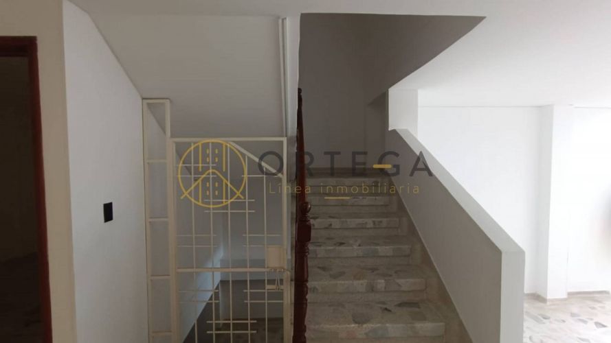 Apartamento de 4 alcobas en venta en Cañaveral, Floridablanca, 320 m² · foto 6 de 24