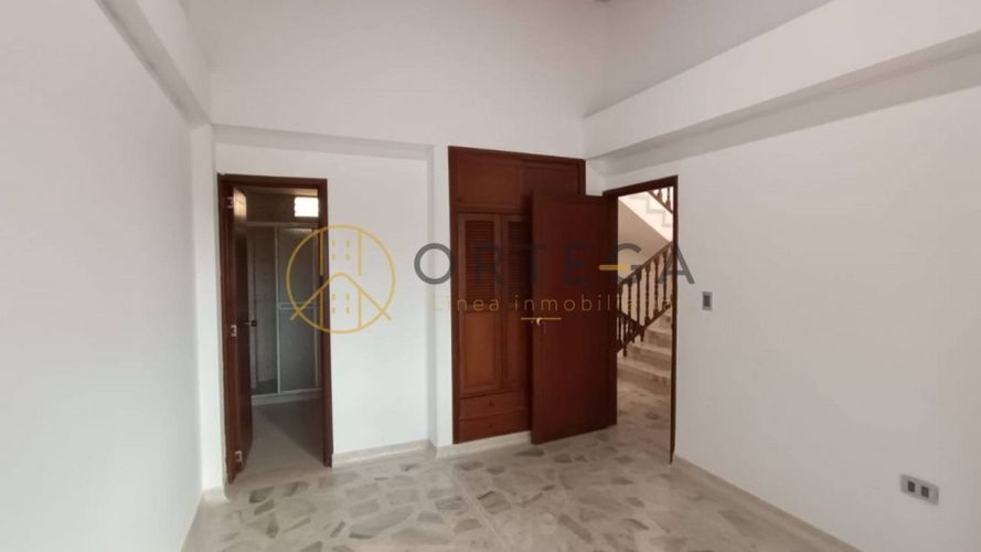 Apartamento de 4 alcobas en venta en Cañaveral, Floridablanca, 320 m² · foto 16 de 24
