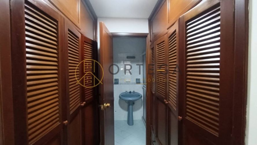 Apartamento de 4 alcobas en venta en Cañaveral, Floridablanca, 320 m² · foto 22 de 24