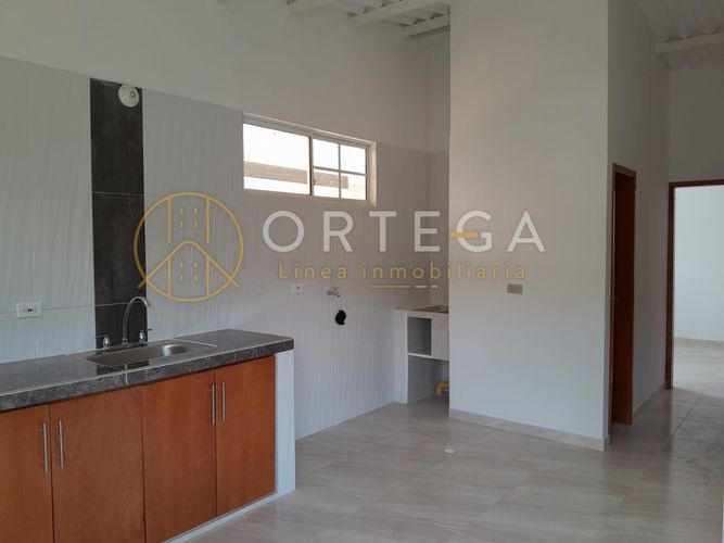 Apartamento de 3 alcobas en venta en Urbanizacion Cataluña, Girón, 43 m² · foto 5 de 10