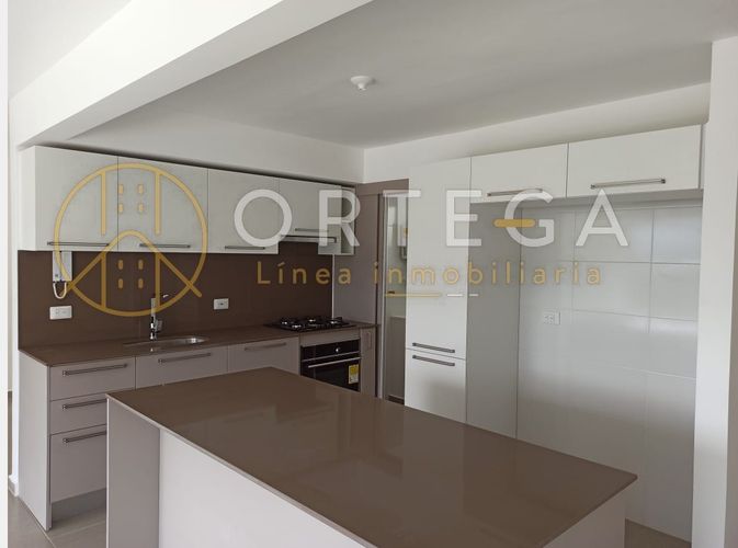 Apartamento de 3 alcobas en venta en Cañaveral, Floridablanca, 98 m² · foto 3 de 24