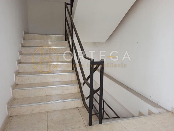 Bodega en arriendo en La Esmeralda, Girón, 380 m² · foto 10 de 23