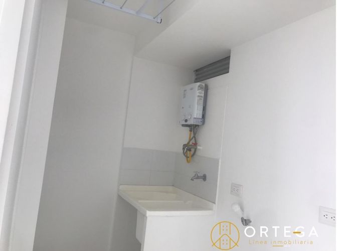 Apartamento de 2 alcobas en venta en Universidad, Bucaramanga, 45 m² · foto 6 de 10