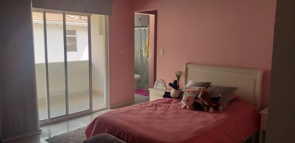 Casa de 5 alcobas en venta en Ruitoque, Girón, 700 m² · foto 2 de 23