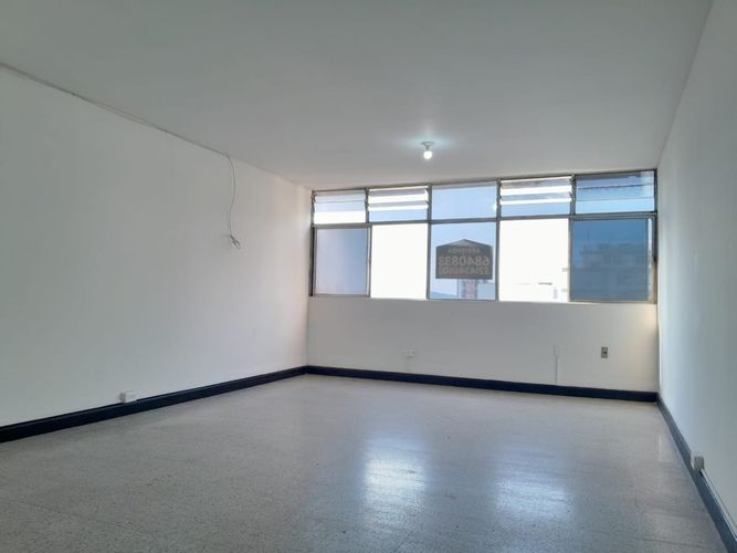 Oficina en arriendo en Centro, Bucaramanga, 42 m² · foto 4 de 10