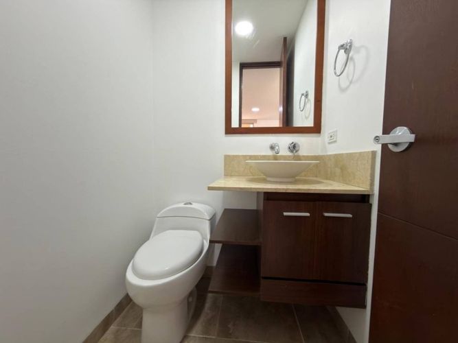 Apartamento de 3 alcobas en arriendo en Santa María De Los Ángeles, Medellín, 140 m² · foto 12 de 19