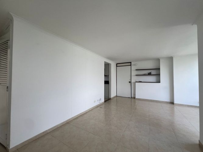 Apartamento de 3 alcobas en arriendo en El Poblado, Medellín, 79 m² · foto 10 de 16