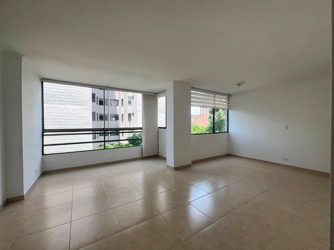 Apartamento de 3 alcobas en arriendo en El Poblado, Medellín, 79 m² · foto 7 de 16