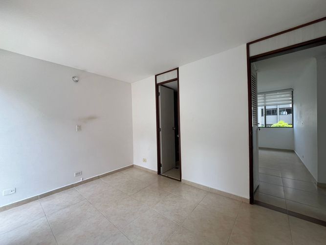 Apartamento de 3 alcobas en arriendo en El Poblado, Medellín, 79 m² · foto 9 de 16