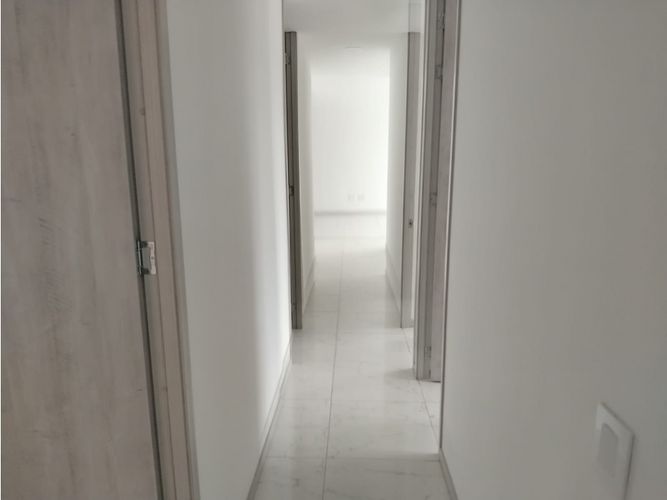 Apartamento de 4 alcobas en venta en Cañaveral I, Pereira, 87 m² · foto 9 de 23