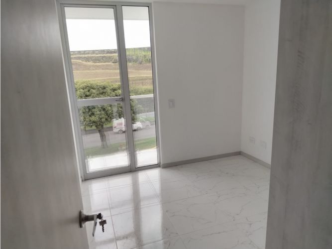 Apartamento de 4 alcobas en venta en Cañaveral I, Pereira, 87 m² · foto 10 de 23