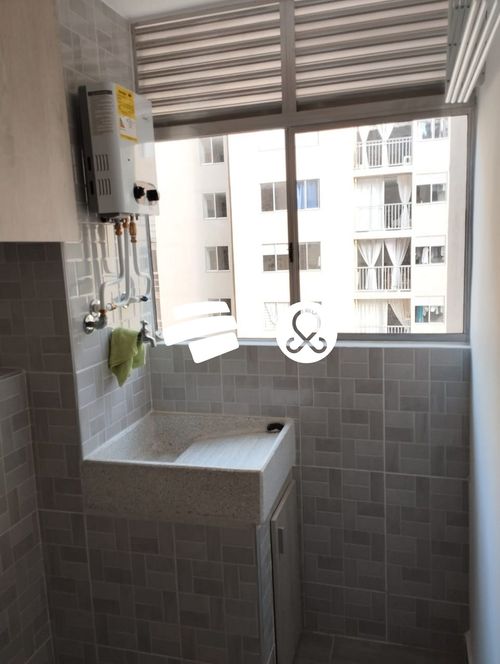 Apartamento de 2 alcobas en venta en La Maria, Copacabana, 57 m² · foto 9 de 24