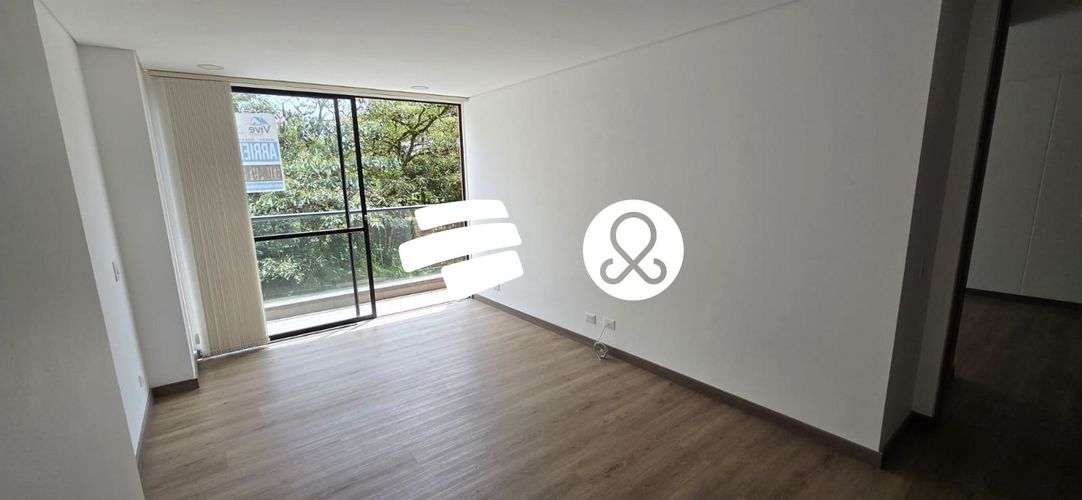 Apartamento de 1 alcoba en venta en El Retiro, 66 m² · foto 2 de 18