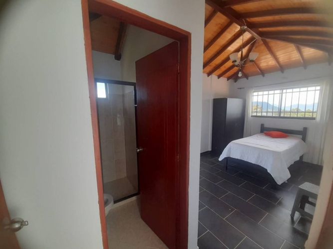 Casa de 3 alcobas en arriendo en Alto De La Virgen, Guarne, 120 m² · foto 13 de 24