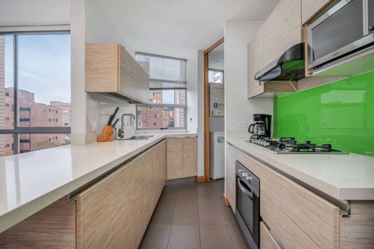 Apartamento en arriendo en Lalinde, Medellín · foto 10 de 20