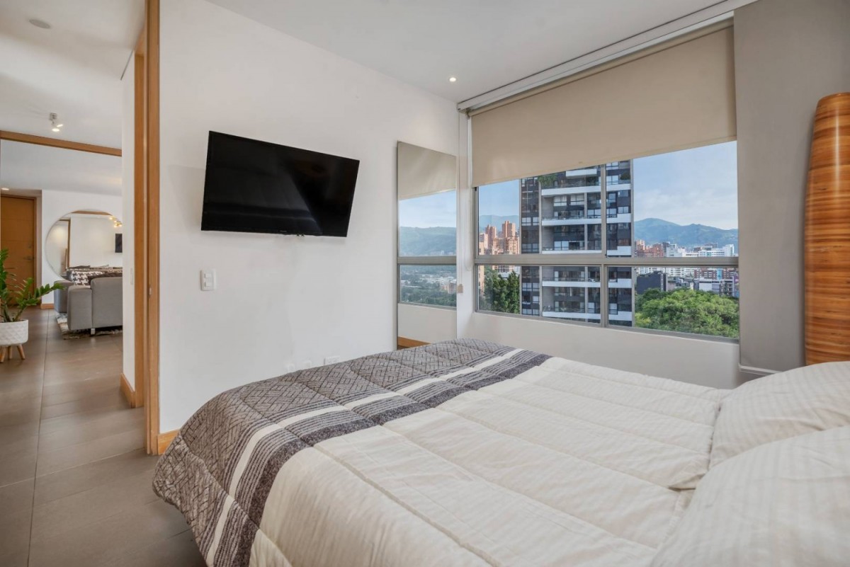 Apartamento en arriendo en Lalinde, Medellín · foto 17 de 20