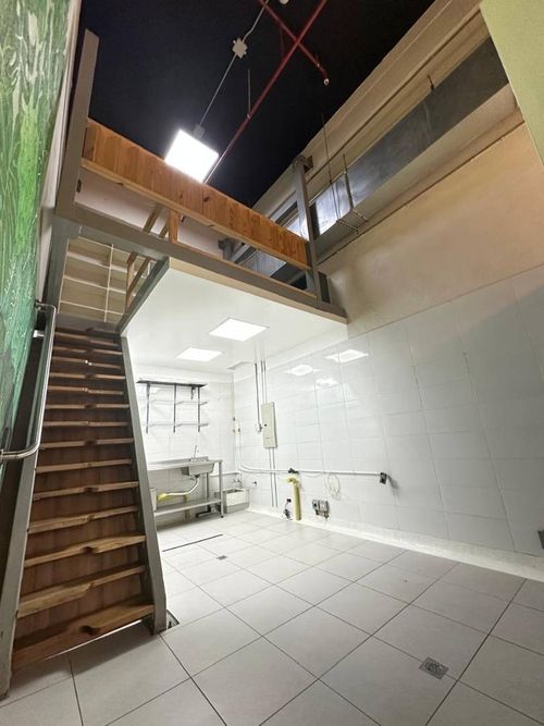 Local en arriendo en Loma Del Escobero, Envigado, 33 m² · foto 4 de 5