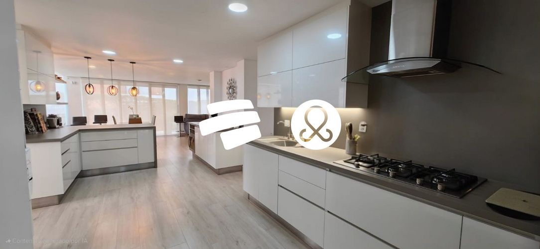 Casa de 5 alcobas en venta en Monteazul, Sabaneta, 528 m² · foto 9 de 24
