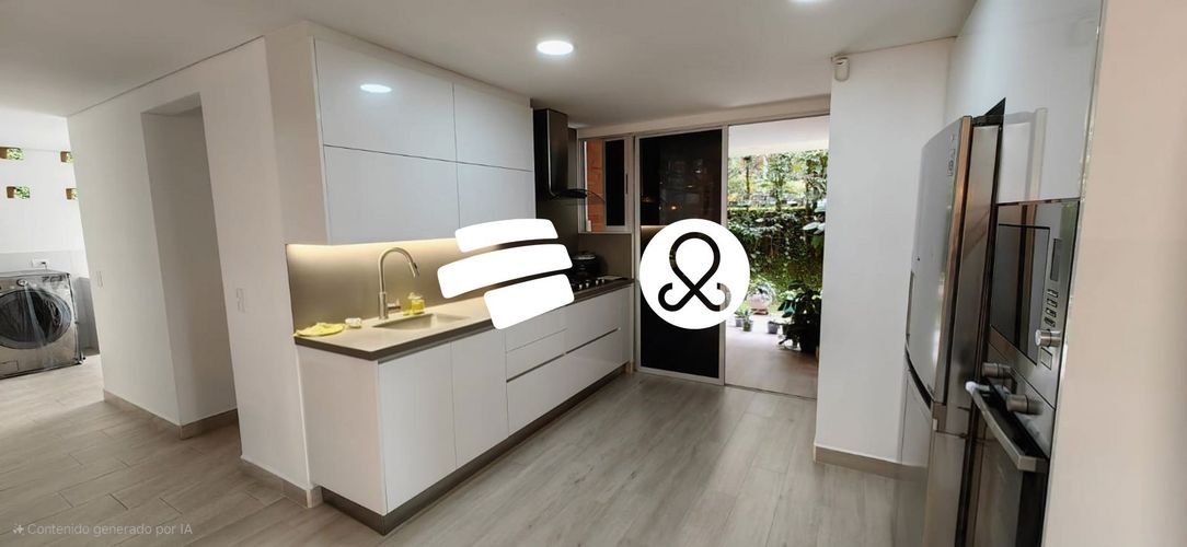 Casa de 5 alcobas en venta en Monteazul, Sabaneta, 528 m² · foto 13 de 24