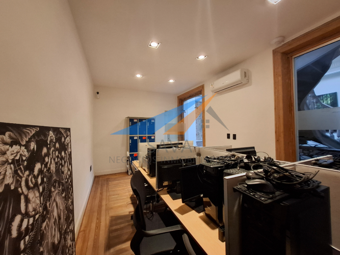 Alquiler Oficina en Co-Work 6 Ambiente en Ciudad Vieja! · Foto 3