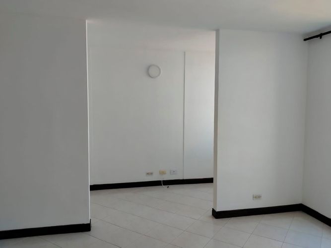 Apartamento de 3 alcobas en arriendo en El Poblado, Medellín, 65 m² · foto 8 de 20