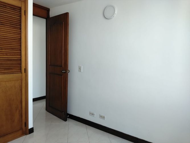 Apartamento de 3 alcobas en arriendo en El Poblado, Medellín, 65 m² · foto 10 de 20