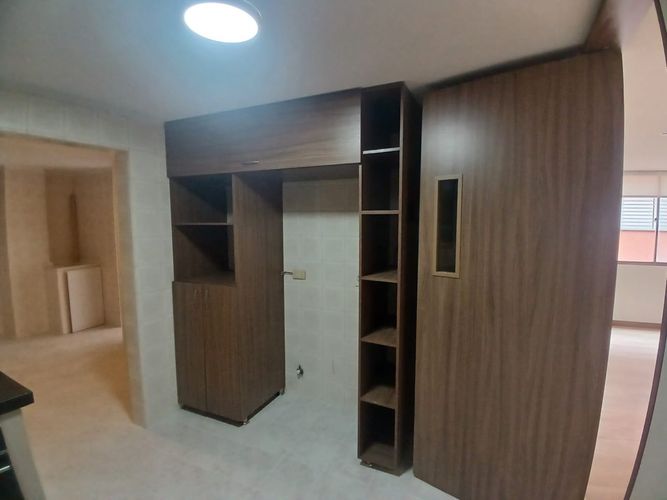 Apartamento de 4 alcobas en venta en La Carolina, Bogotá, 127 m² · foto 8 de 24