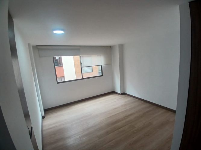Apartamento de 4 alcobas en venta en La Carolina, Bogotá, 127 m² · foto 20 de 24