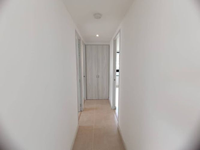 Apartamento de 3 alcobas en arriendo en Castropol, Medellín, 120 m² · foto 6 de 17