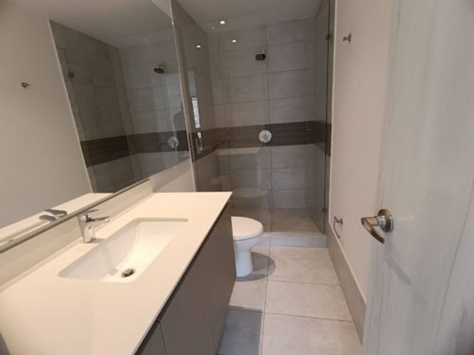 Apartamento de 3 alcobas en arriendo en Castropol, Medellín, 120 m² · foto 12 de 17