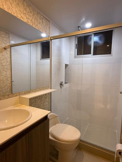 Apartamento de 3 alcobas en arriendo en Loma Del Escobero, Envigado, 100 m² · foto 11 de 18