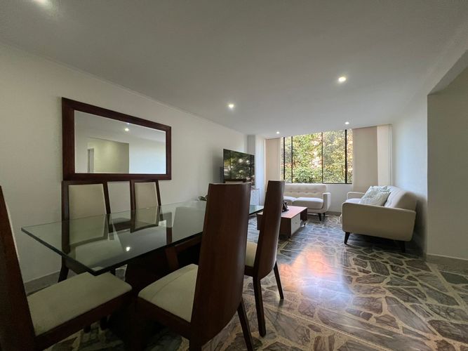 Apartamento de 4 alcobas en venta en El Poblado, Medellín, 90 m² · foto 3 de 15