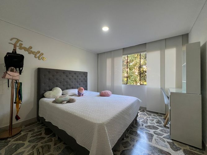 Apartamento de 4 alcobas en venta en El Poblado, Medellín, 90 m² · foto 6 de 15