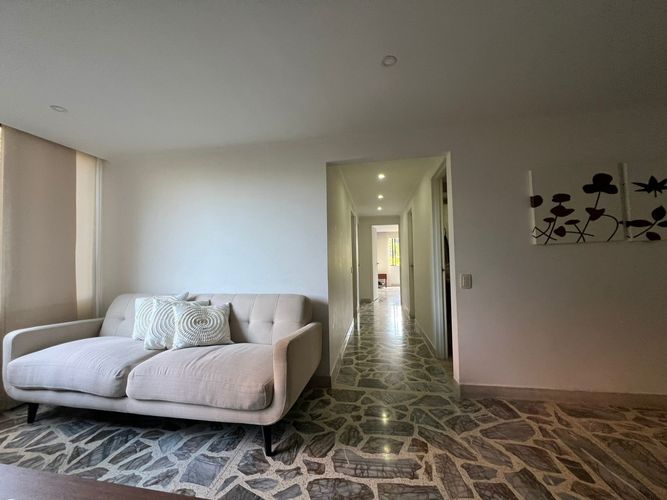 Apartamento de 4 alcobas en venta en El Poblado, Medellín, 90 m² · foto 10 de 15