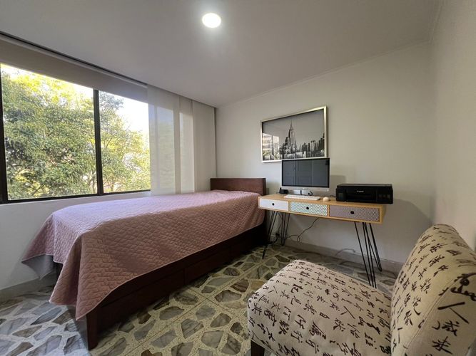 Apartamento de 4 alcobas en venta en El Poblado, Medellín, 90 m² · foto 13 de 15