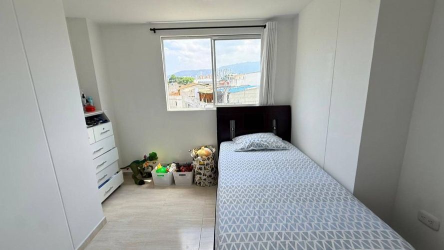 Apartamento de 3 alcobas en venta en Los Heroes, Bucaramanga, 71 m² · foto 9 de 17