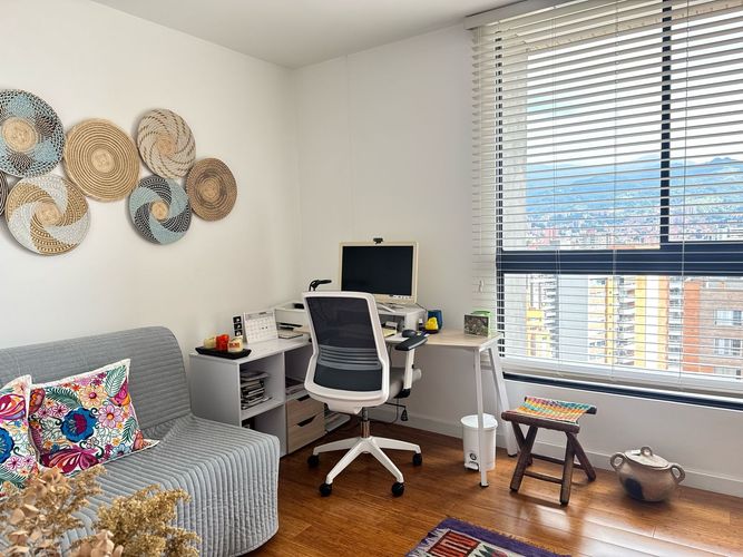 Apartamento de 3 alcobas en arriendo en El Poblado, Medellín, 234 m² · foto 9 de 19