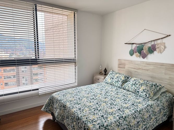 Apartamento de 3 alcobas en arriendo en El Poblado, Medellín, 234 m² · foto 13 de 19