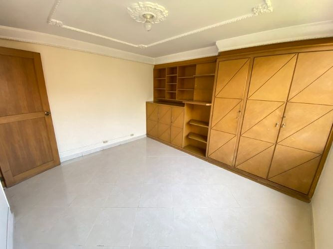 Apartamento de 4 alcobas en arriendo en La Florida, Medellín, 260 m² · foto 11 de 18