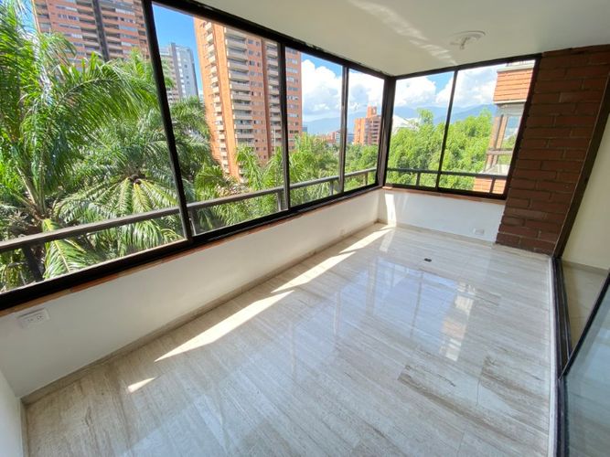 Apartamento de 4 alcobas en arriendo en La Florida, Medellín, 260 m² · foto 17 de 18