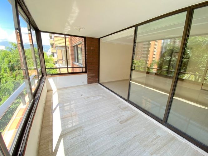 Apartamento de 4 alcobas en arriendo en La Florida, Medellín, 260 m² · foto 18 de 18