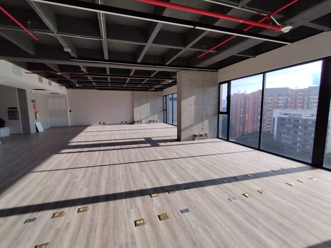 Oficina en arriendo en El Poblado, Medellín, 207 m² · foto 7 de 20