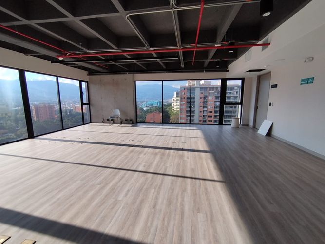 Oficina en arriendo en El Poblado, Medellín, 207 m² · foto 8 de 20
