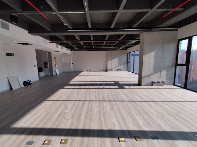 Oficina en arriendo en El Poblado, Medellín, 207 m² · foto 10 de 20