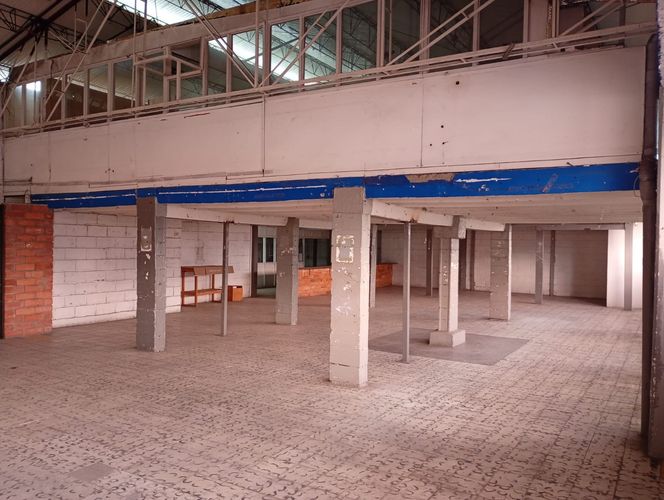Bodega en arriendo en La Candelaria, Medellín, 450 m² · foto 7 de 19