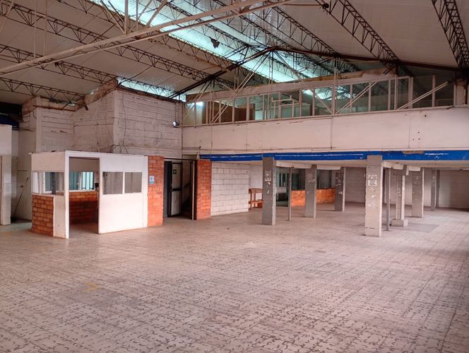 Bodega en arriendo en La Candelaria, Medellín, 450 m² · foto 13 de 19