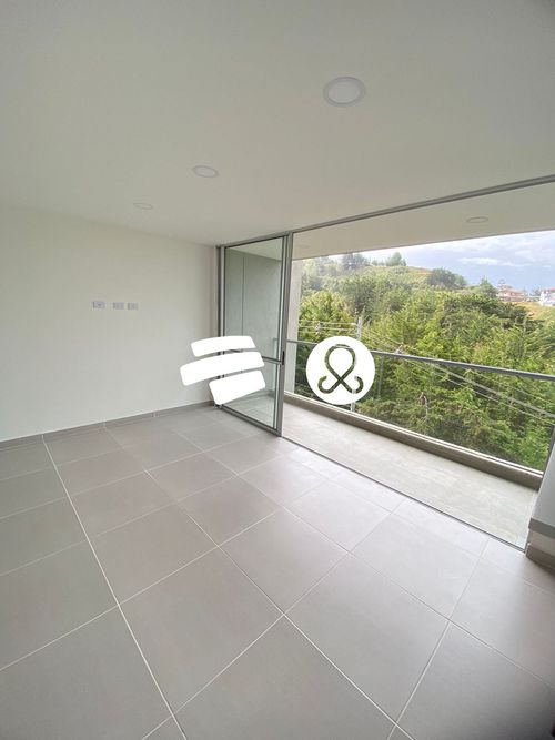 Apartamento de 2 alcobas en venta en La Ceja, 64 m² · foto 2 de 12