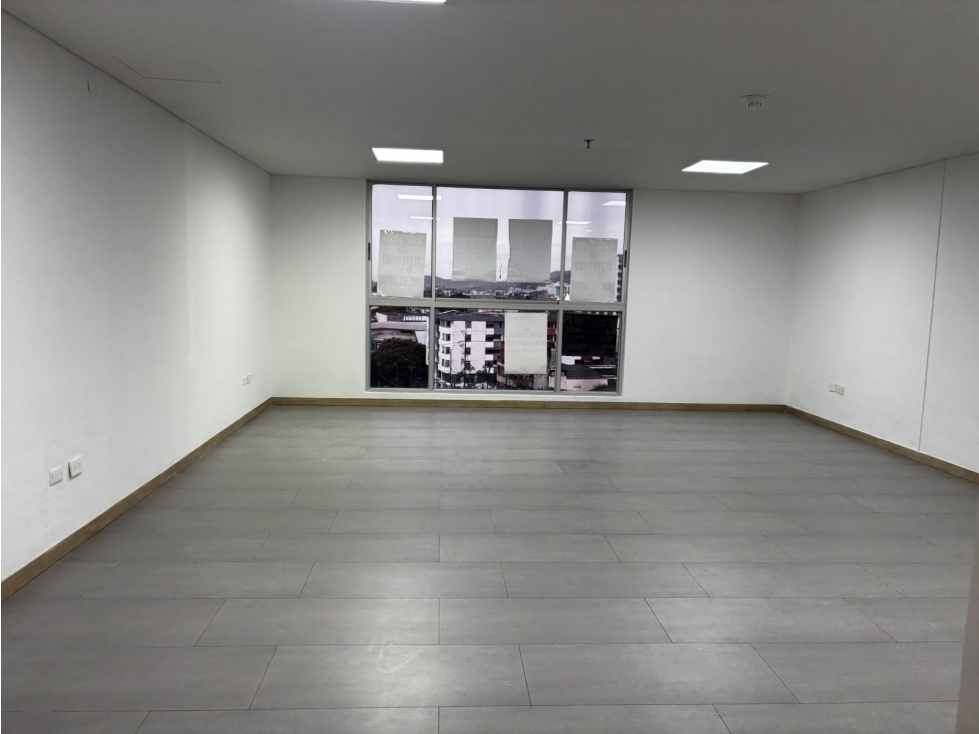 Office for rent in Los alpes, Pereira